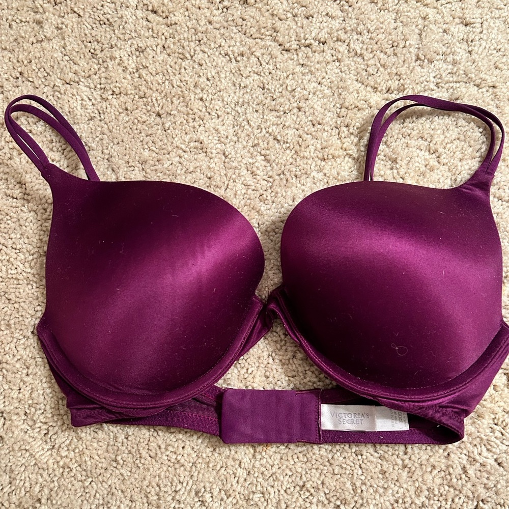 Victoria Secrets Bra (Bundle) 32D- 32DD-34C